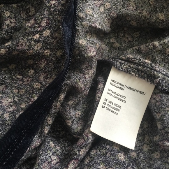 AE Floral Button Front Shirtdress - Picture 5 of 8